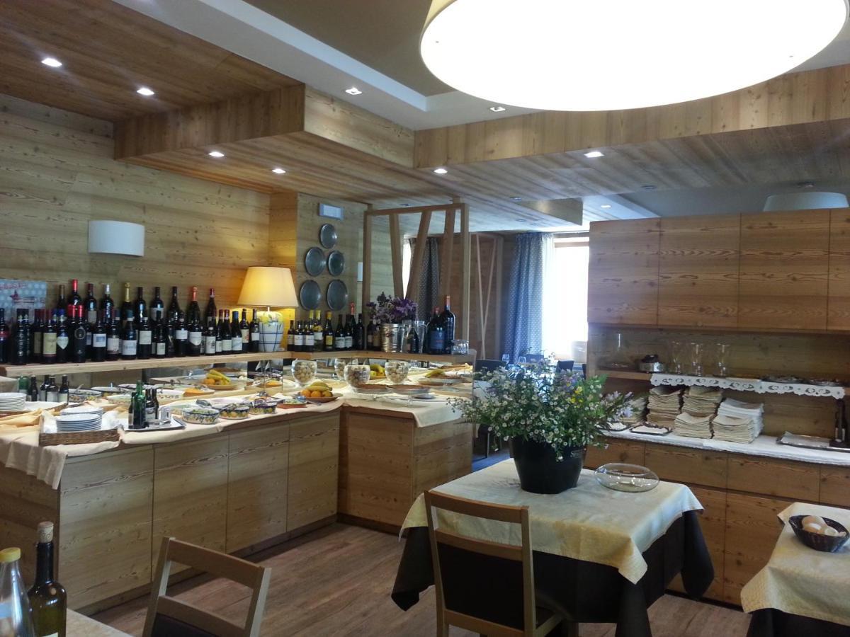 Hotel Pedretti Branzi Phòng bức ảnh
